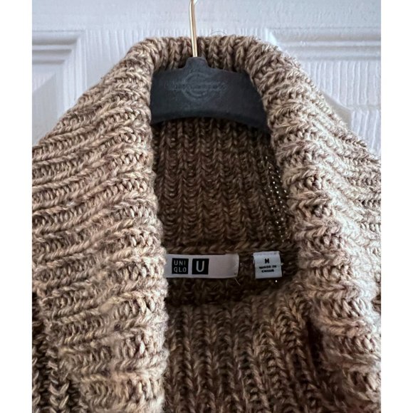 UNIQLO Wool-Blend Knit Turtleneck in taupe - Picture 7 of 8